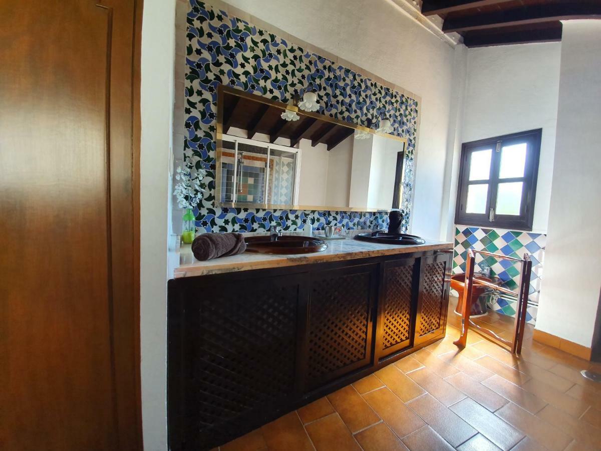 Casa Del Aljarife