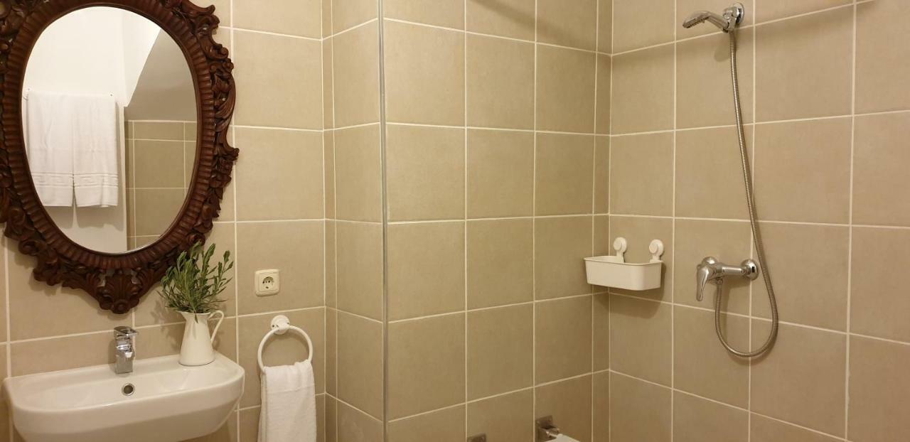 Aljibe Del Albayzin Apartment Granada