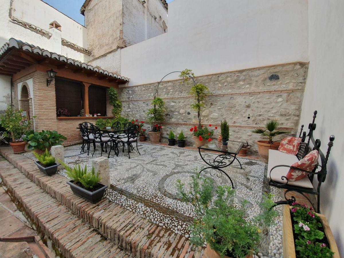 Casa Del Aljarife Guest house