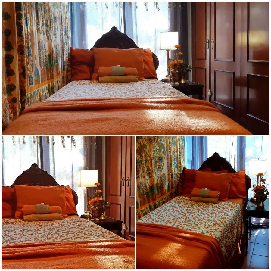 Ashram Sunshine Bed and breakfast