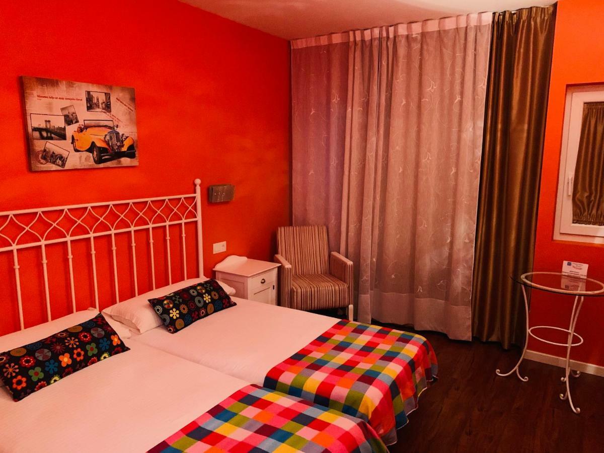 Orquidea Real Hotel 3*