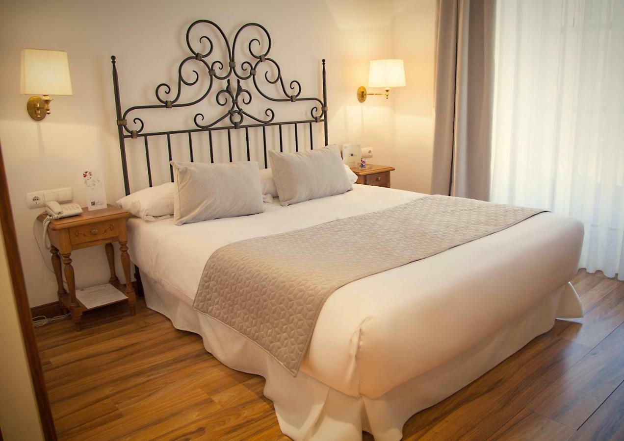 Palacio Azcárate 3* Ezcaray