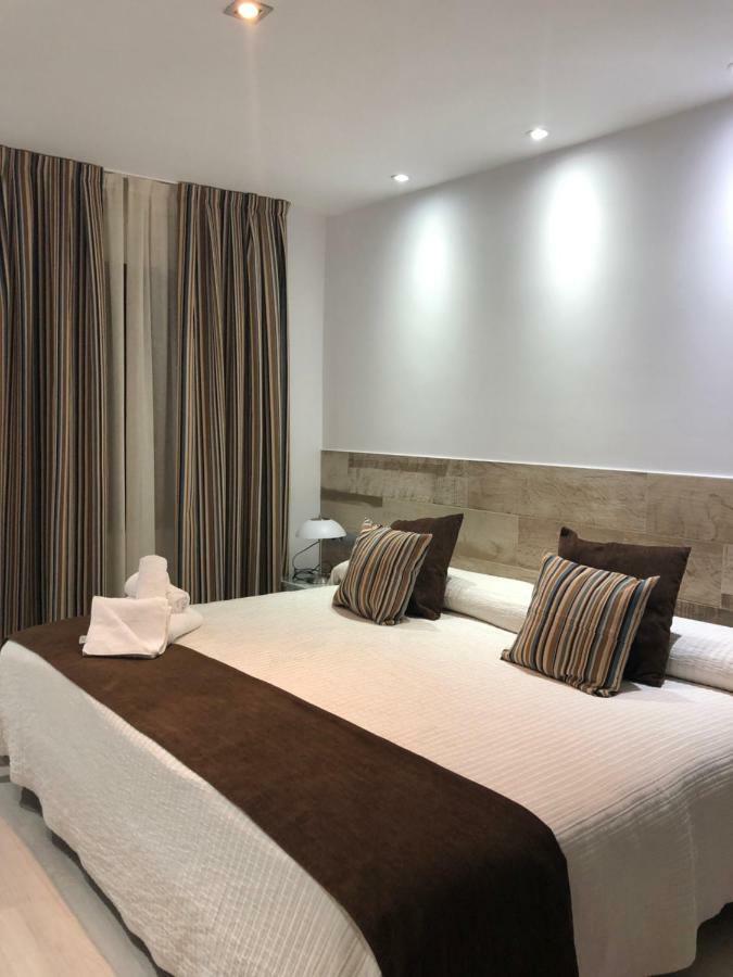 Tres Estrellas Casa Maribona Gela 3*