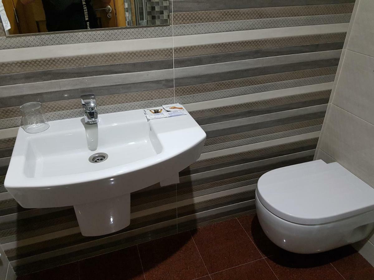 Camelot Hotel Fabero
