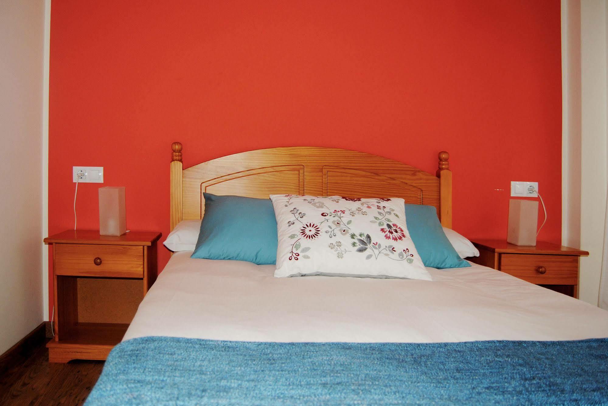 Hotel El Trasgu Soto De Cangas