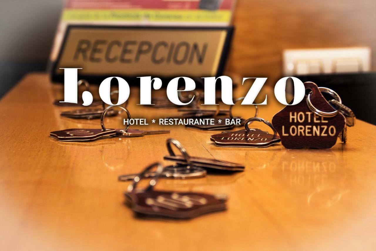 Lorenzo * O Carballiño