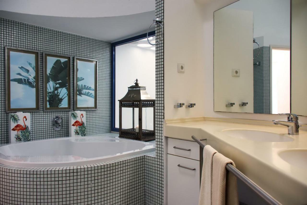 Premium Isabel 1 Villa