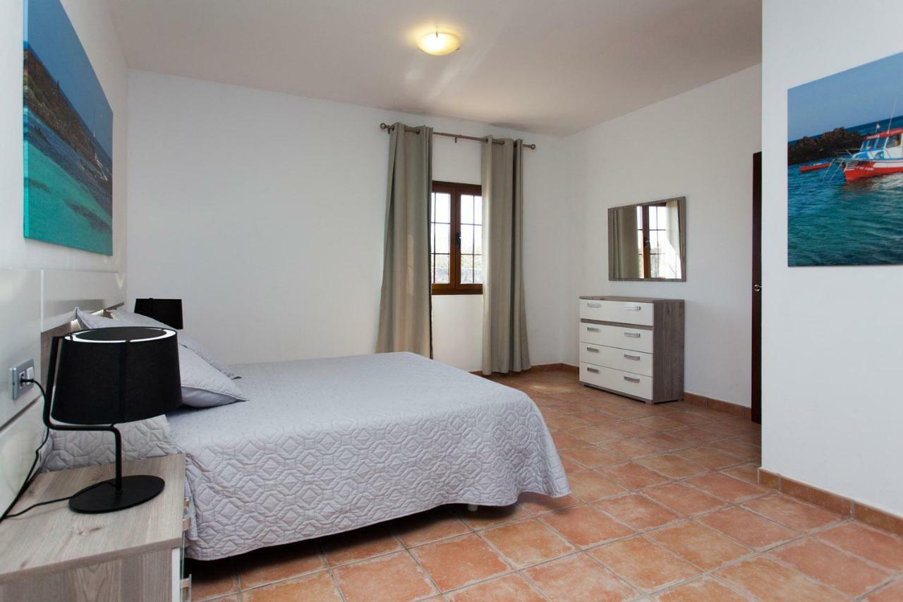 Villa & Tao Mazo Lajares