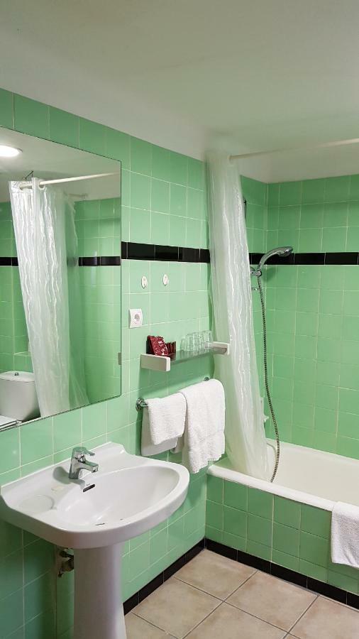 Residencia Catalina 2*