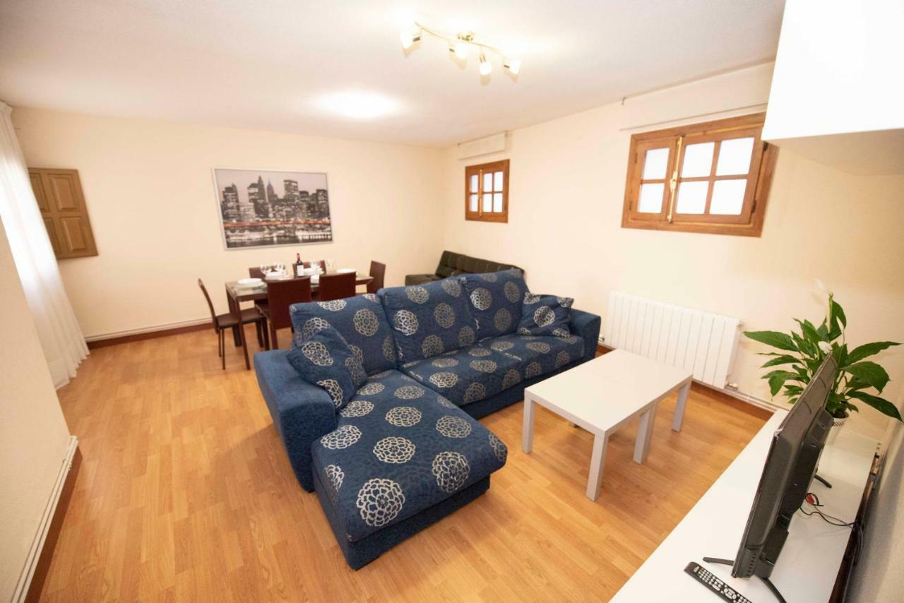 Apartamento Espacios Blanco Plaza Del Viejo Coso *