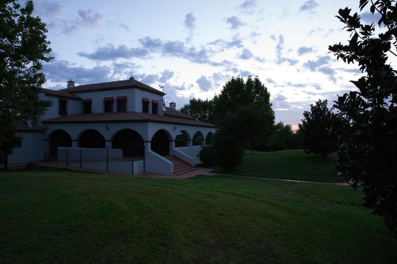 Rural Tejuelas Hotel Valdecaballeros