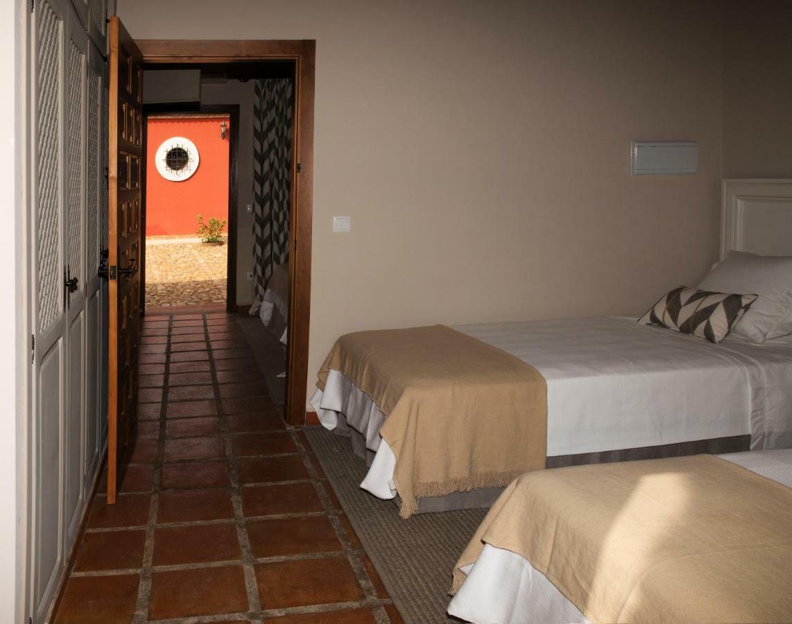 Rural Tejuelas 4* Valdecaballeros