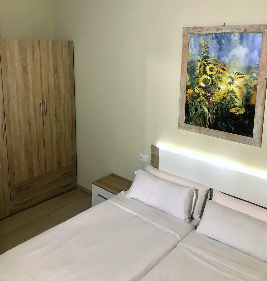 Giuliano Apartahotel Ampuriabrava