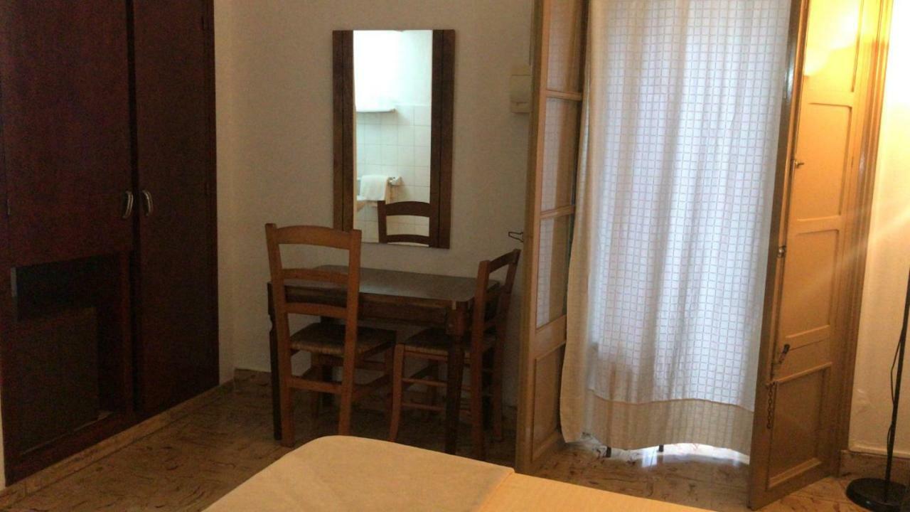 Casa De Huespedes La Peña 2*
