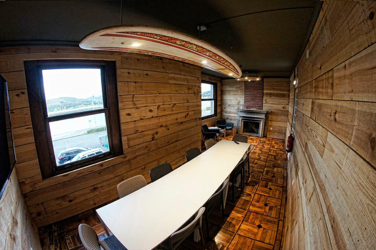 Carving Surf Hostel *