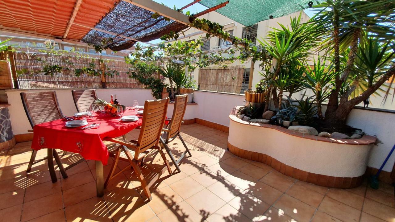 Airport-bcn, Atico, Terraza Privada&barbacoa Apartahotel 3*