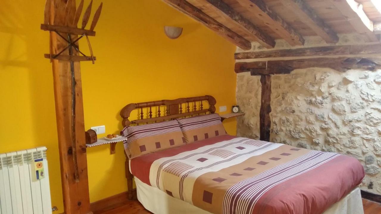 Casa Rural Calle Real Bed & Breakfast Torremocha de Ayllon