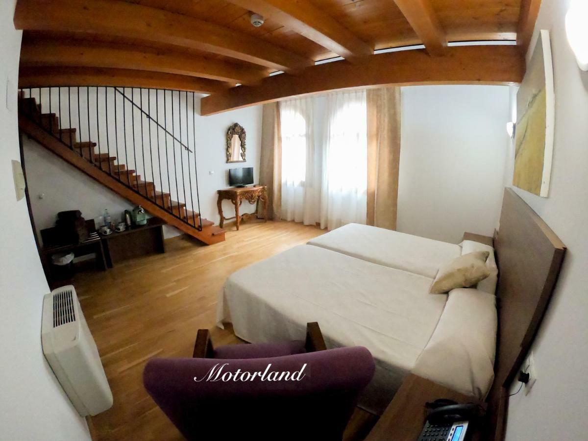 Hotel Palacio Baron De Andilla 3*