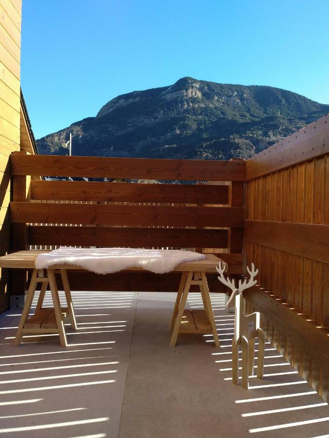Tuca Del Mont Apartamento Benasque