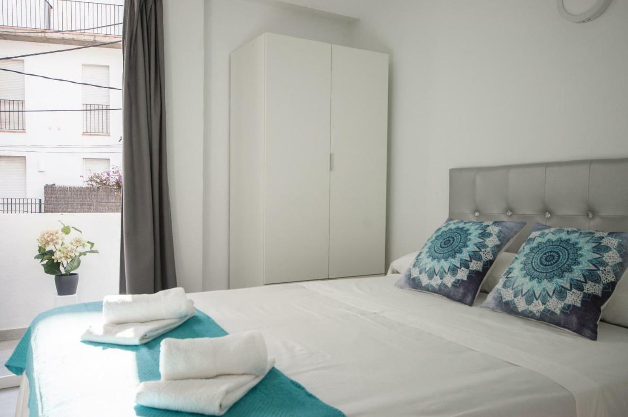 Hostal Lets Holidays