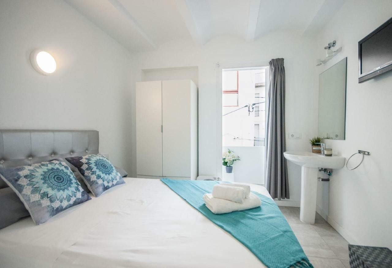 Lets Holidays Hostal Cadaqués