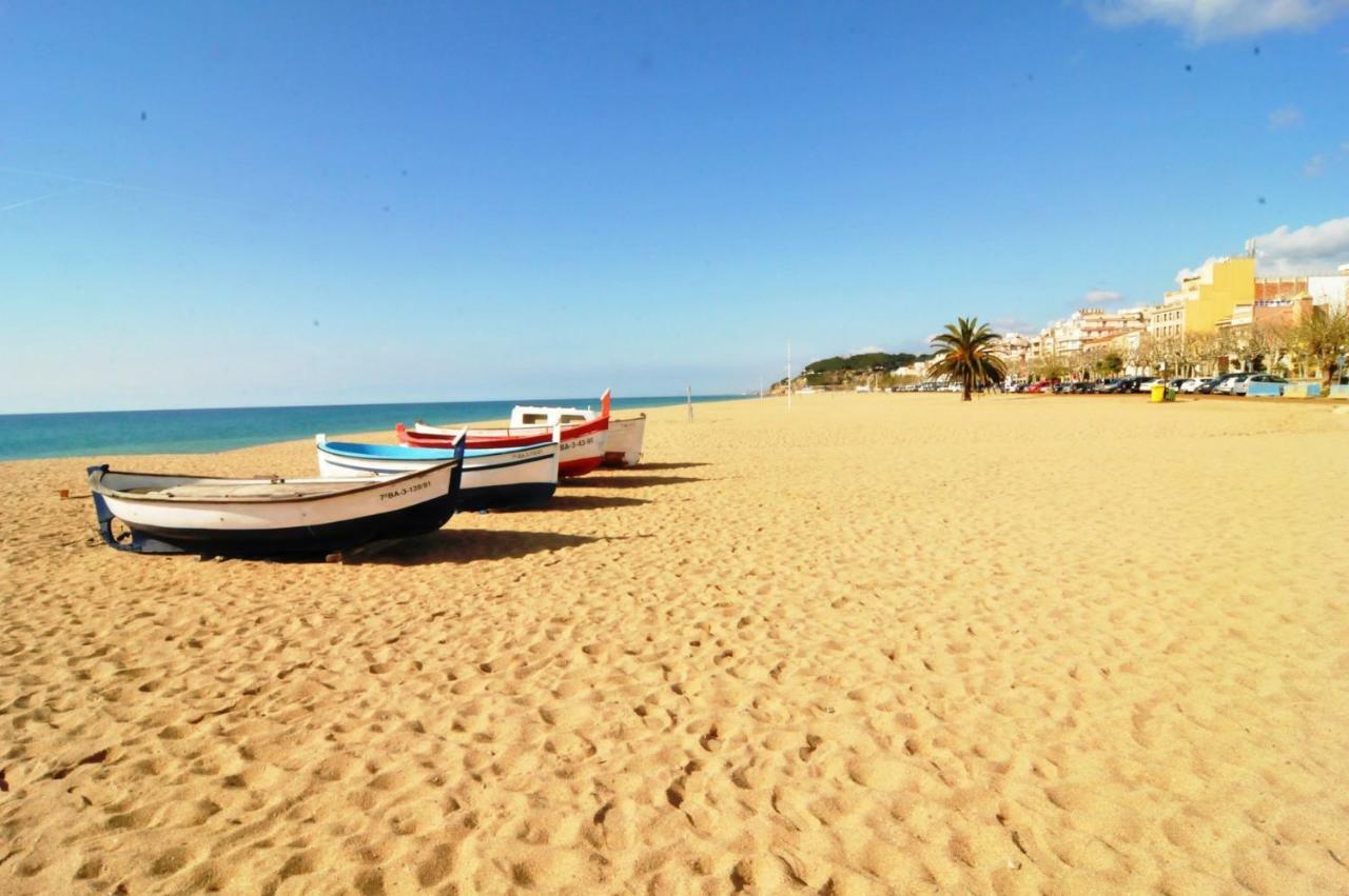 Homeholidaysrentals Escapade * Pineda de Mar