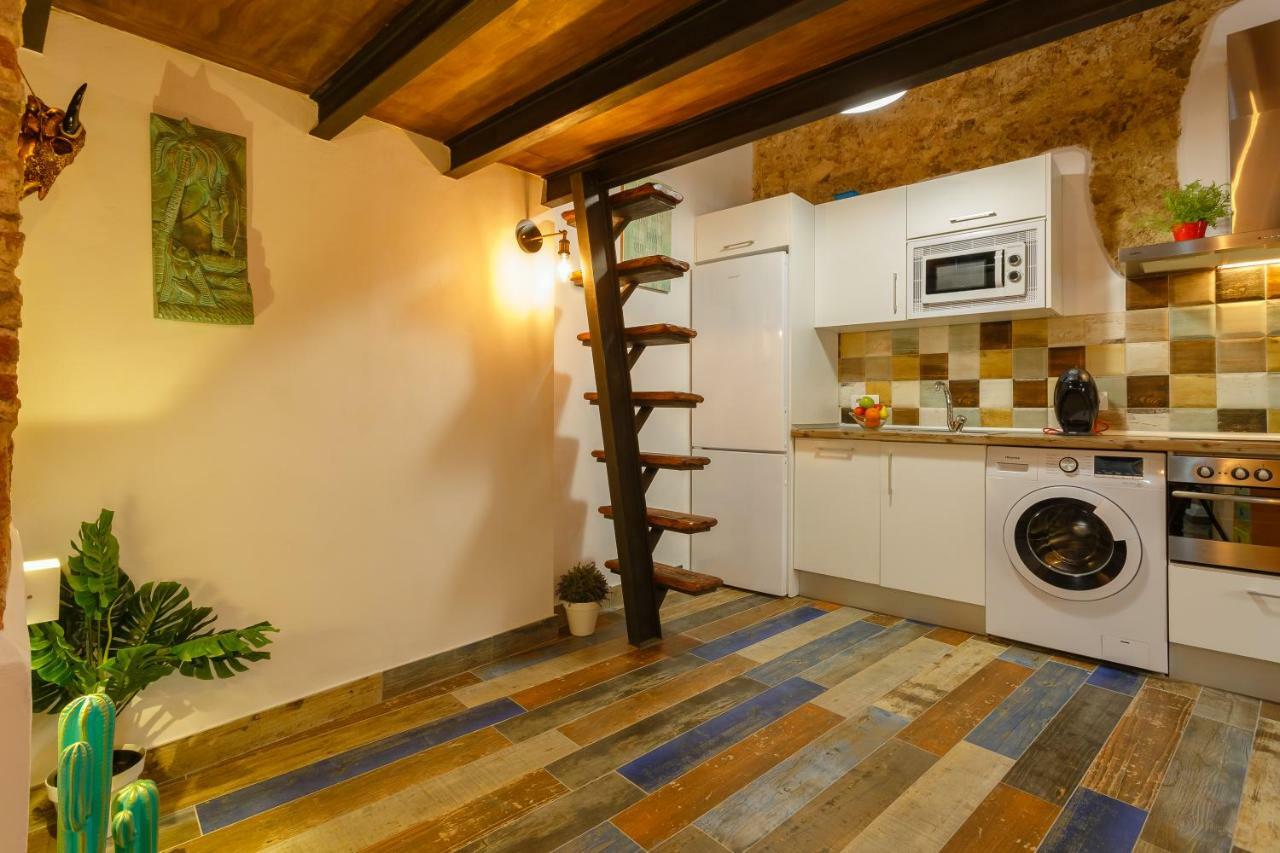 Noah House Center - Historic Center Apartment *
