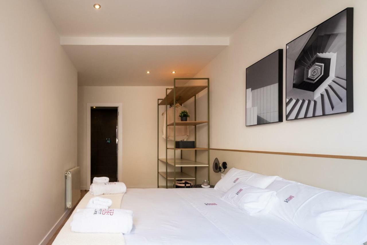 Petit Luxe Tobella Baixos * Terrassa