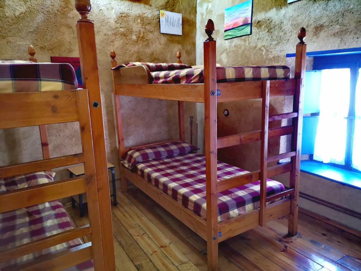 De Peregrinos-san Miguel Hostal *