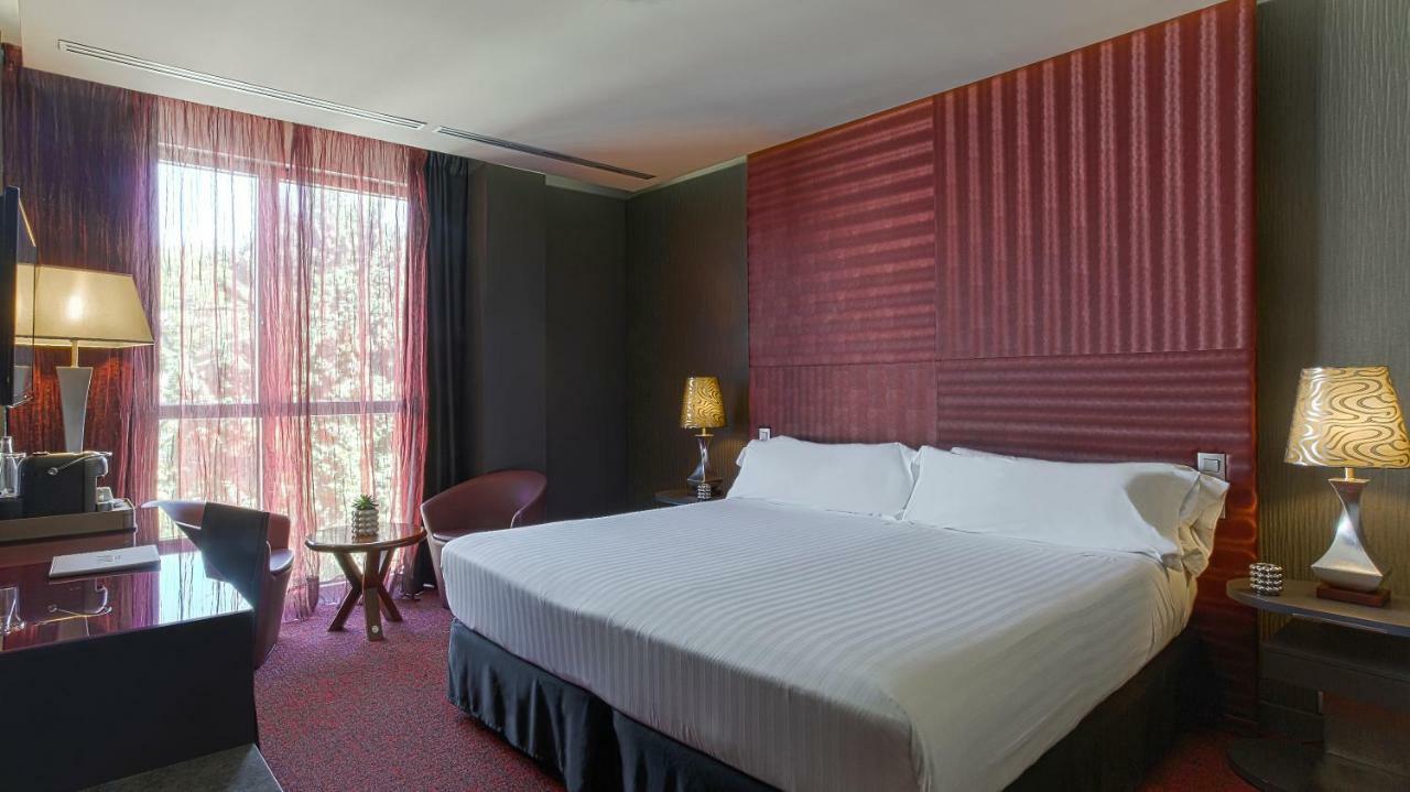 Mim & Hotel 4*
