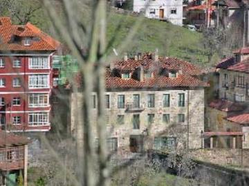 De Cabrales Hotel