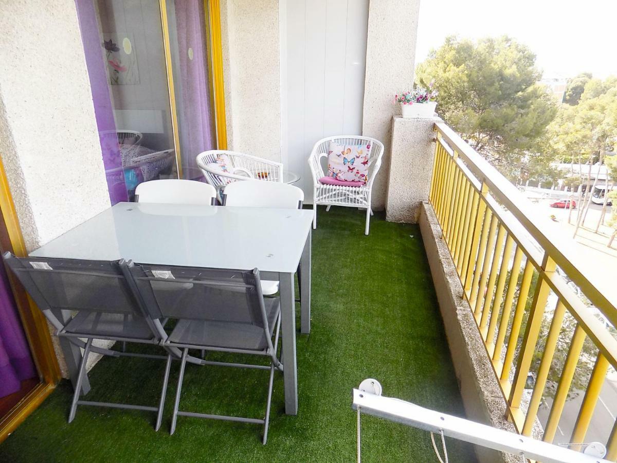 Apartsalou Lea *