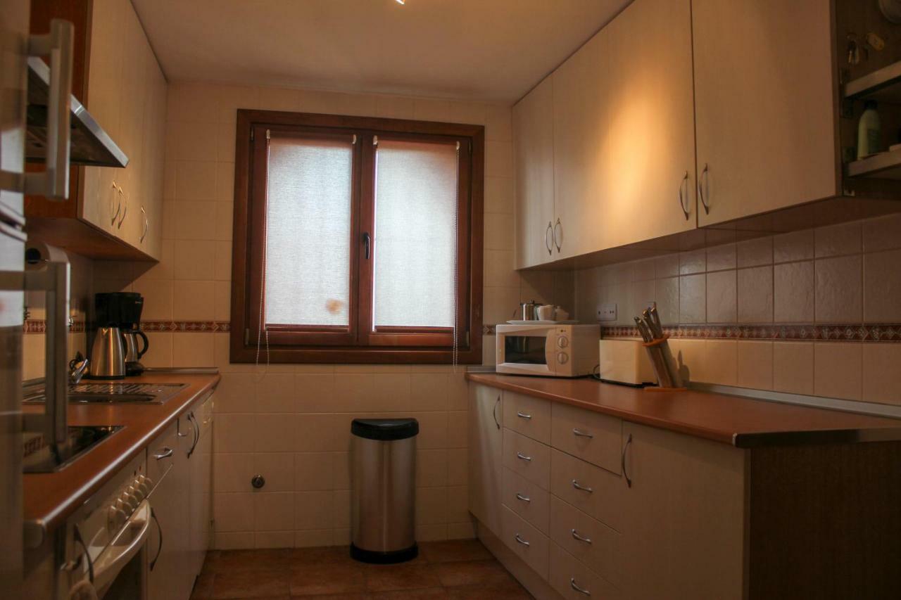 (rou002) Cómoda Casa Con Puerta A La Piscina * Ayamonte