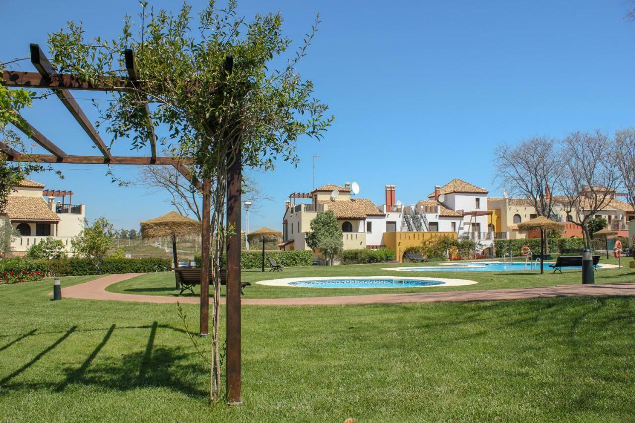 Сasa de vacaciones (rou002) Cómoda Casa Con Puerta A La Piscina Ayamonte