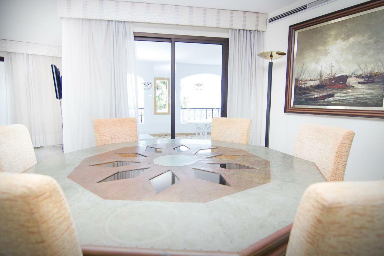 Apartahotel Park Plaza 4*