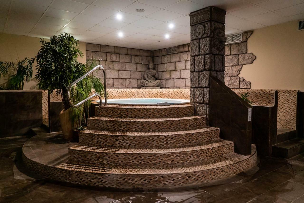 Hotel Plaza (adults Only) 4*