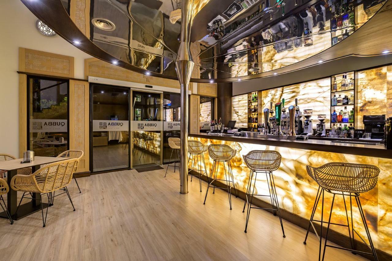 Hotel Saray