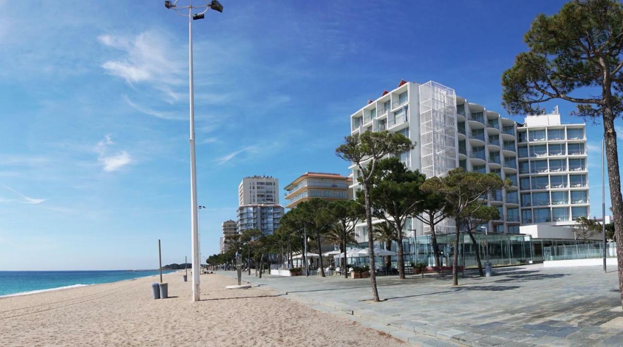 Aromar Hotel 4*