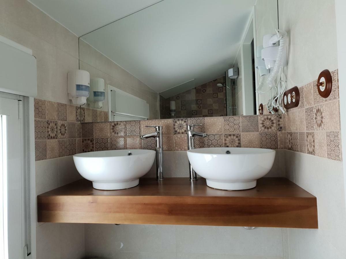 Apartamentos Hostal Cabanas *