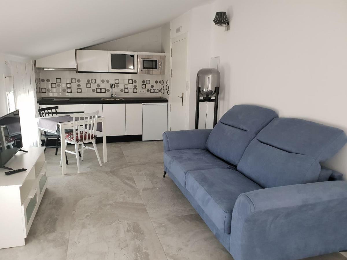 Apartamentos Hostal Cabanas *