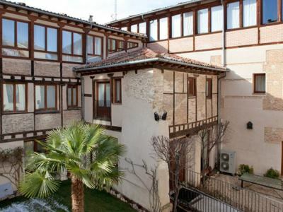 Cetina Palacio Ayala Berganza Hotel