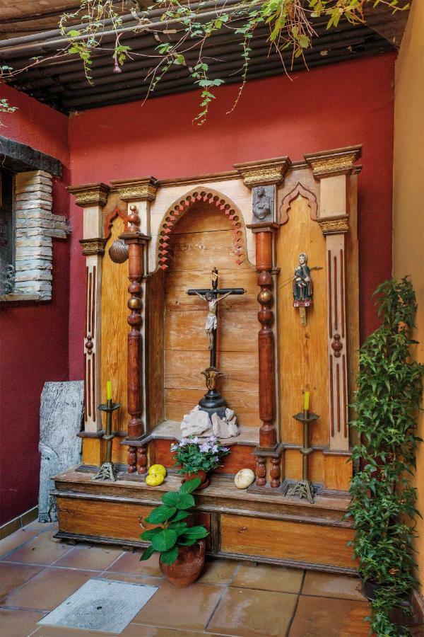 San Saturnino Hostel *