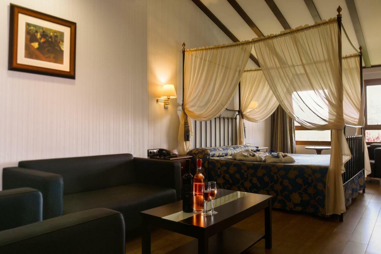Hotel Complejo Enoturístico La Estacada