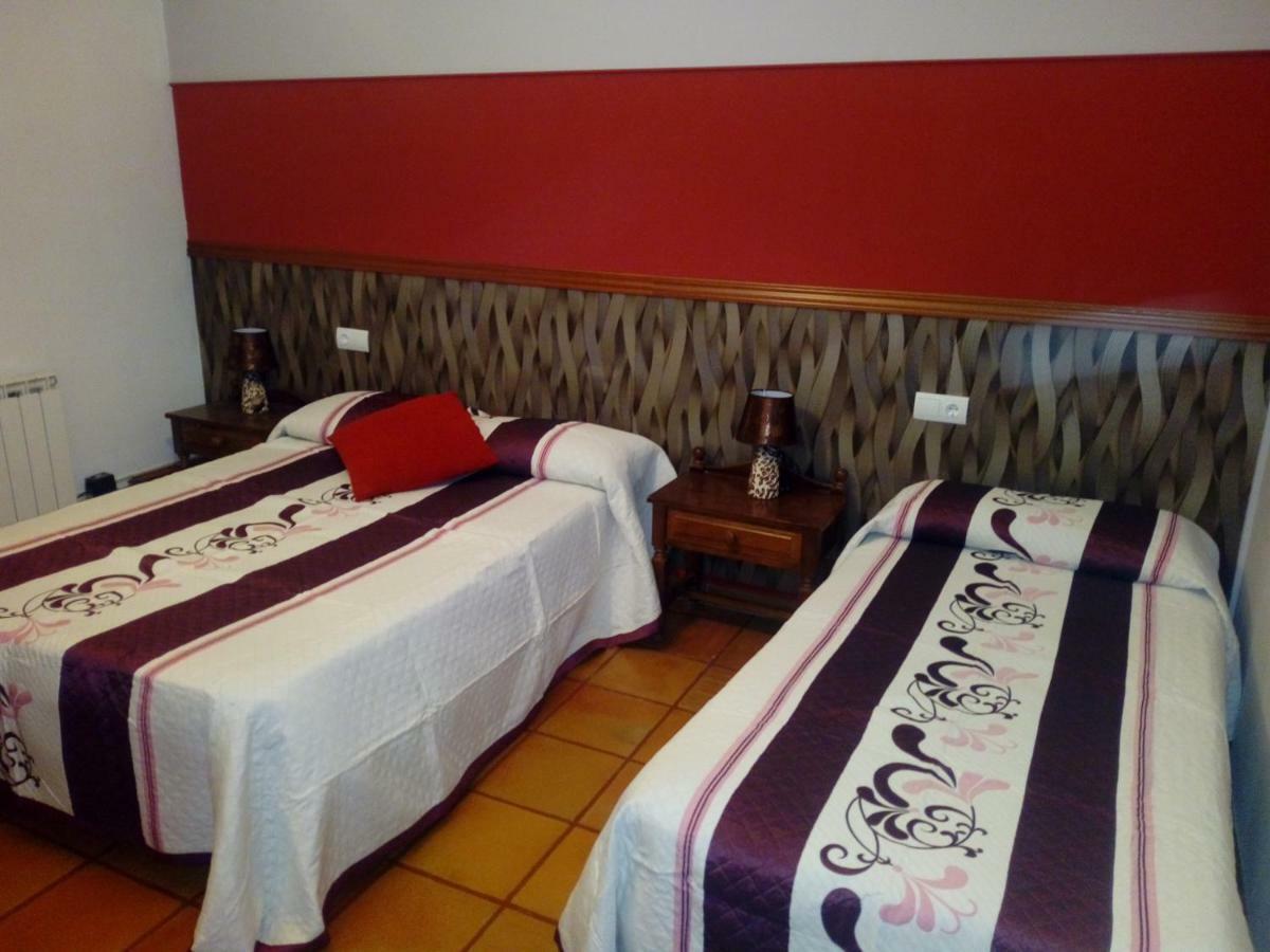 De La Guest house *