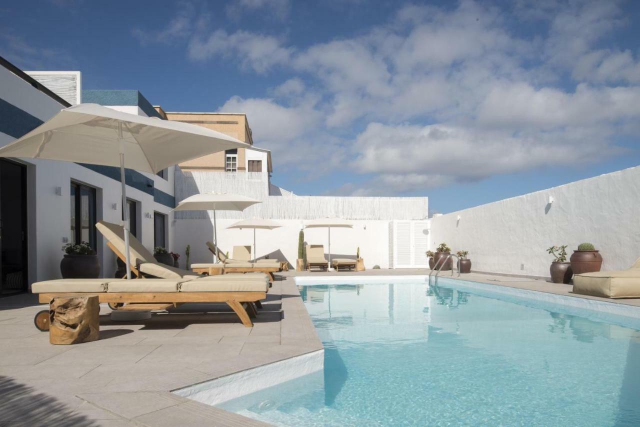 Edem Iii Apartamento De Diseño Piscina Climatizada By Lightbooking Telde