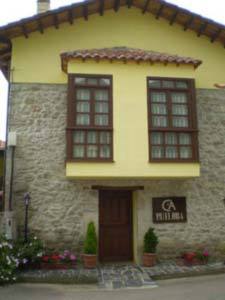 Casa De Aldea Ruiloba Guest house