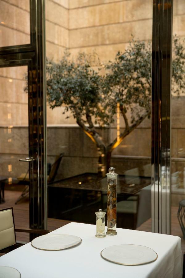 Hotel Urban, A Small Luxury Of The World Madrid
