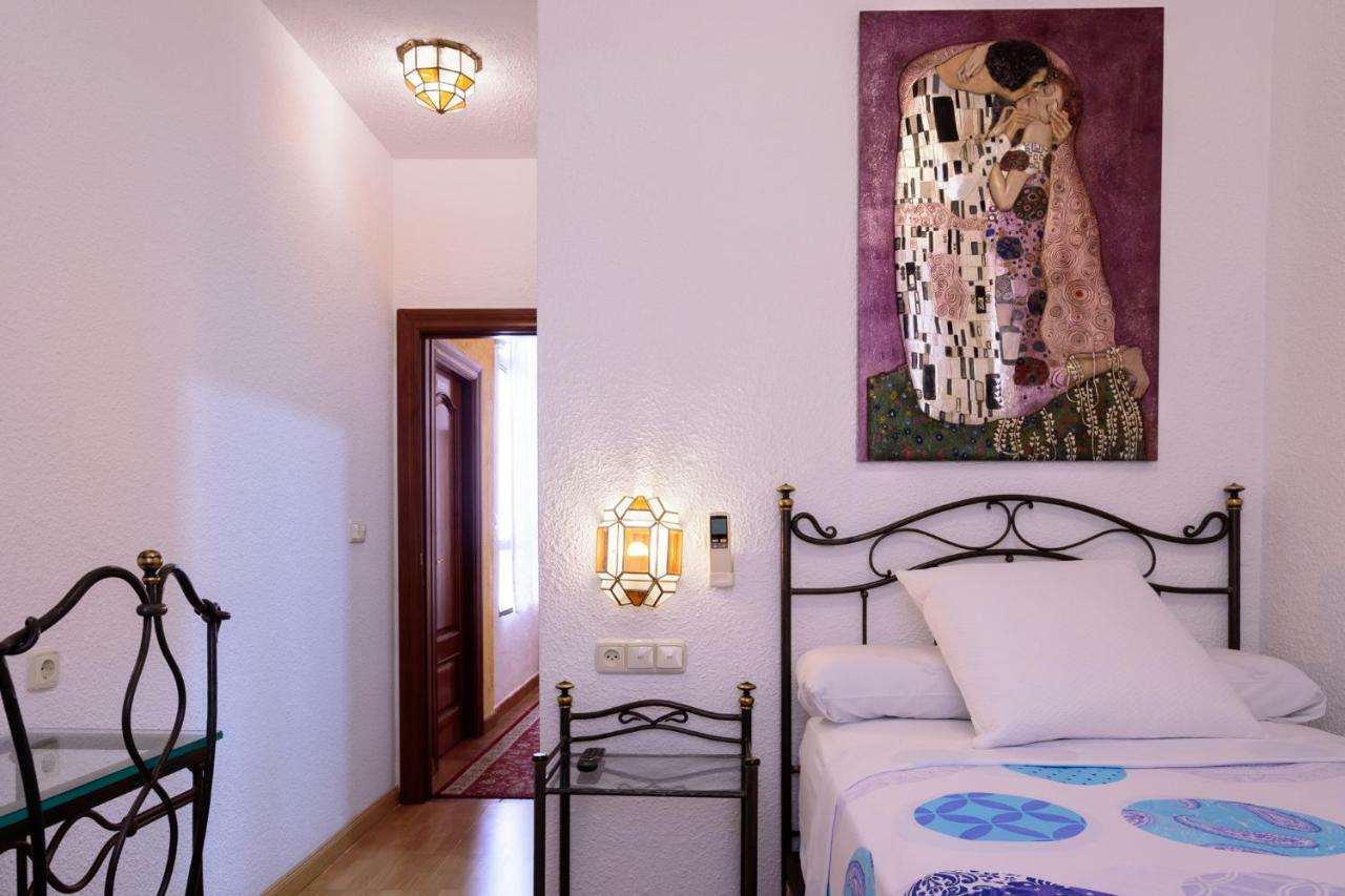 Casa De Reyes 2*