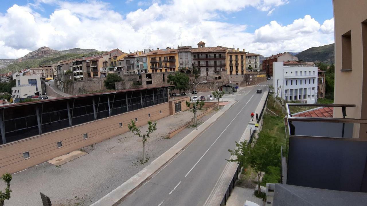 Júlia Apartamento La Pobla de Segur