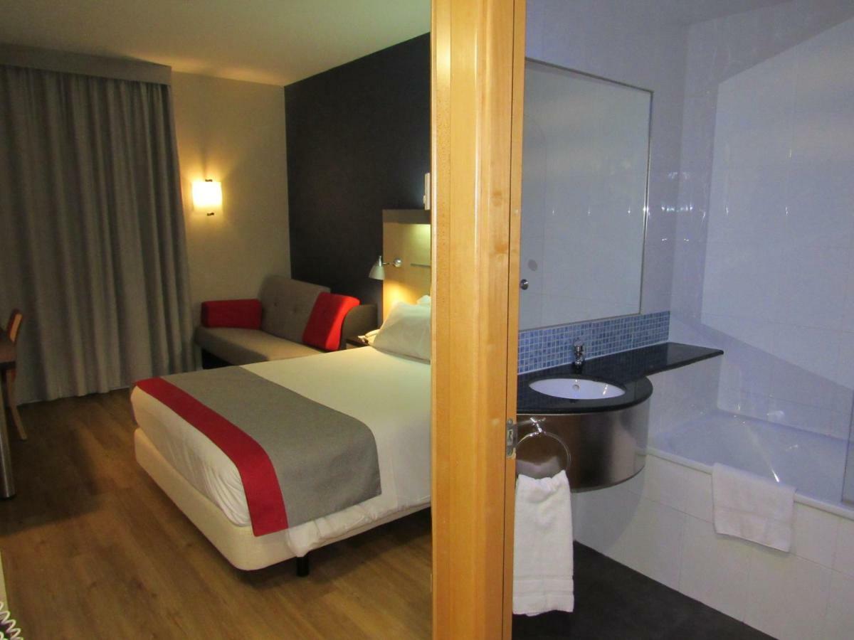 Express Madrid-alcorcon By Ihg 3*